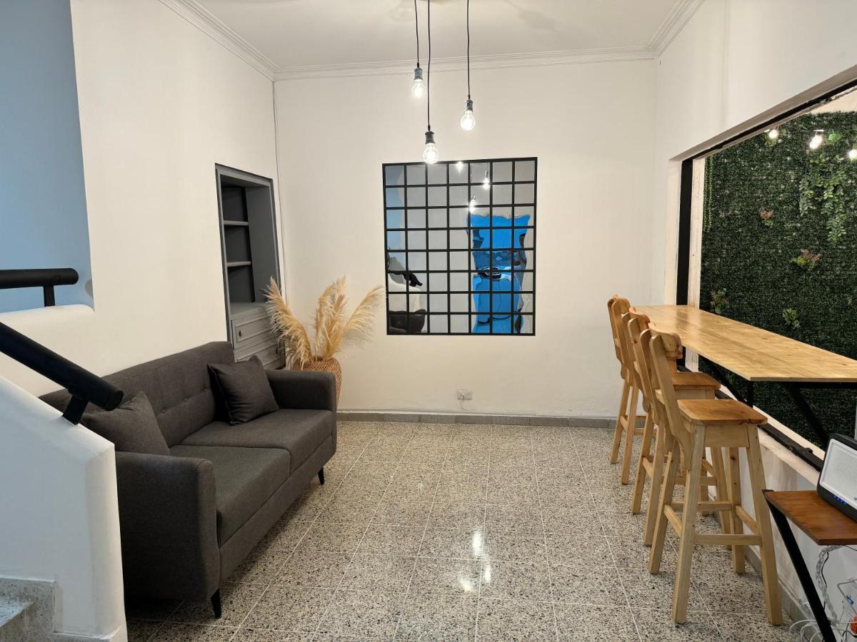 Rustik House Hotel Medellin Bagian luar foto