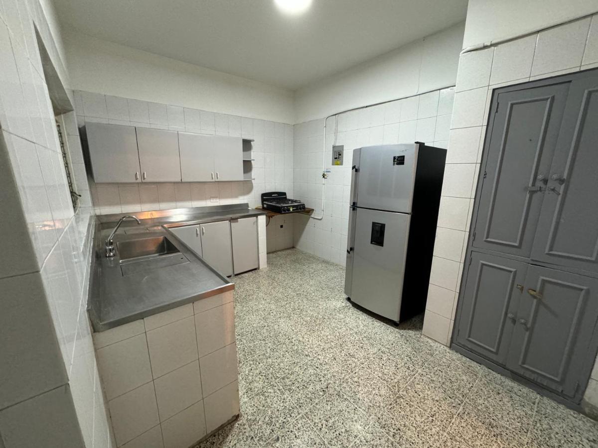 Rustik House Hotel Medellin Bagian luar foto