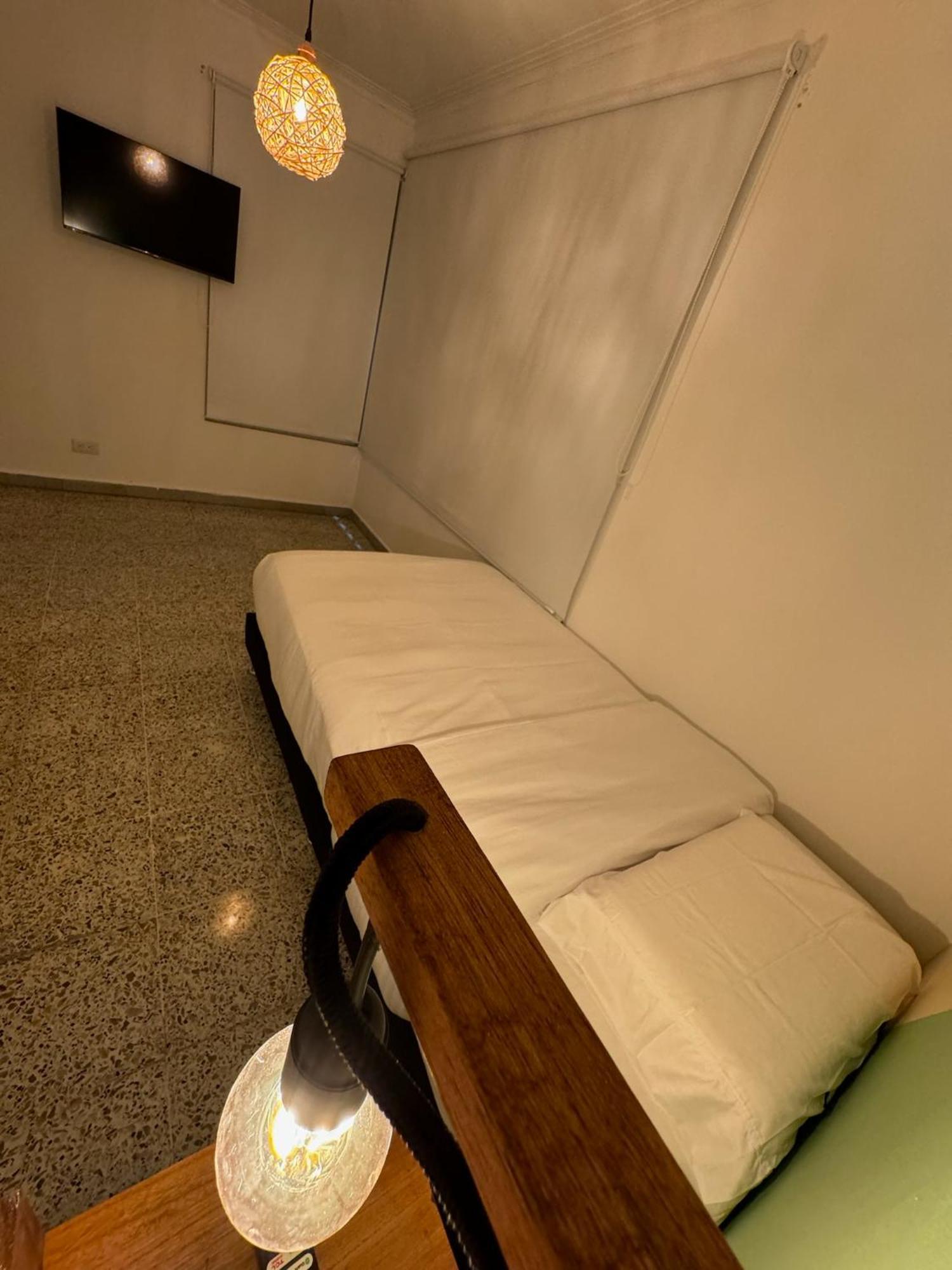 Rustik House Hotel Medellin Bagian luar foto